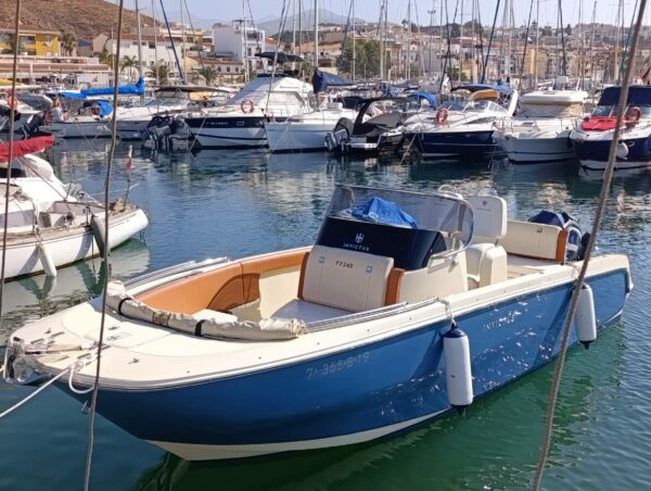 INVICTUS 240 FX OCASION